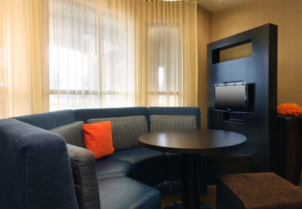 Hotel Courtyard By Marriott Salinas Monterey Exterior foto