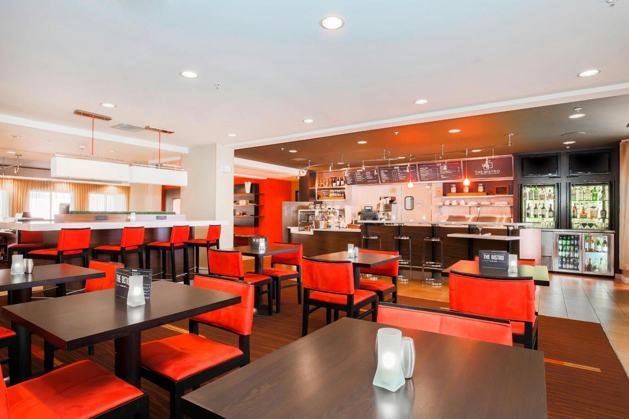 Hotel Courtyard By Marriott Salinas Monterey Exterior foto