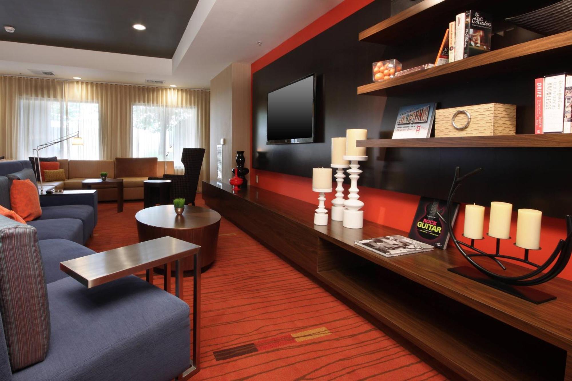 Hotel Courtyard By Marriott Salinas Monterey Exterior foto